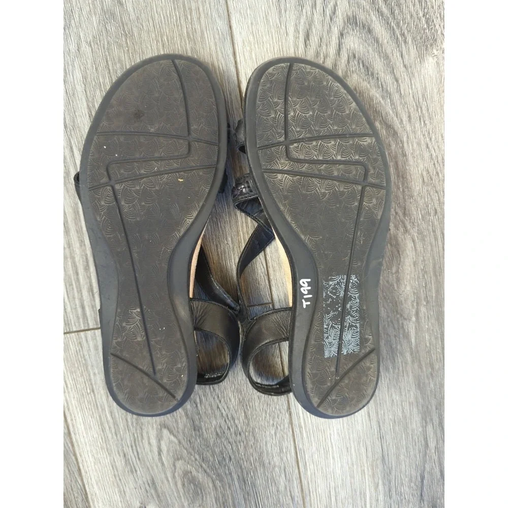Earth Origins 6W‎ Belle Bentley Strappy Adjustable Sandals Black Leather Comfy